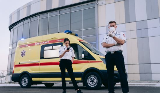 师宗救护车转运病人算来回费用吗？